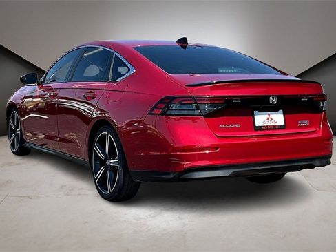 Used 2024 Honda Accord Sport image 4