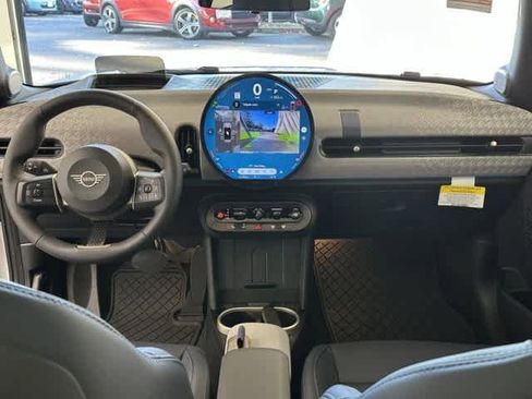 Certified 2025 MINI Cooper S image 11