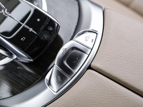 Used 2018 Mercedes-Benz C 300 Cabriolet image 23