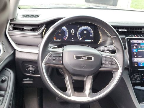 Used 2021 Jeep Grand Cherokee L Limited image 12