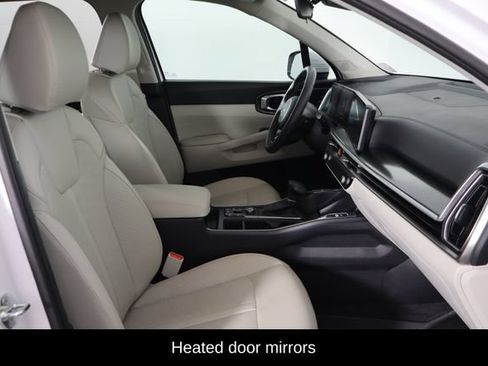 Used 2025 Kia Sorento S FWD image 18