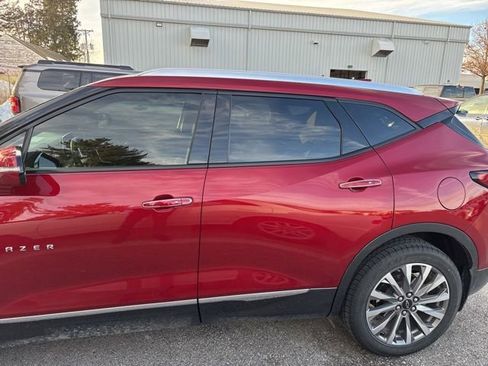 Used 2023 Chevrolet Blazer Premier image 4