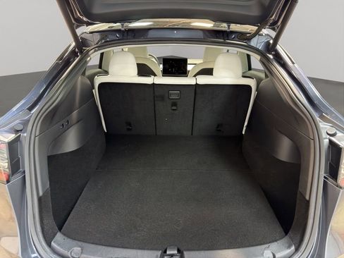 Used 2020 Tesla Model Y Performance image 18