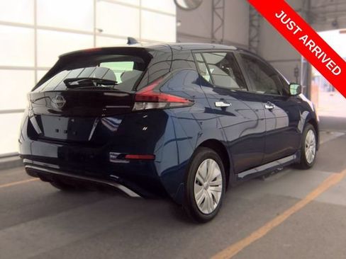 Used 2025 Nissan Leaf S FWD image 2
