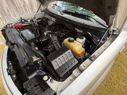 Used 2012 Ford F150 XLT w/ XLT Convenience Pkg image 36