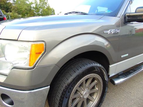 Used 2011 Ford F150 XLT w/ XLT Chrome Pkg RWD image 26