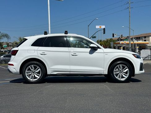 Used 2023 Audi Q5 2.0T Premium w/ Convenience Package AWD/4WD image 6