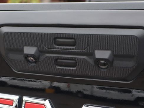 Used 2024 GMC Sierra 2500 Denali w/ Denali Reserve Package image 54