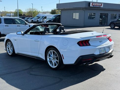 Used 2024 Ford Mustang GT Premium image 5