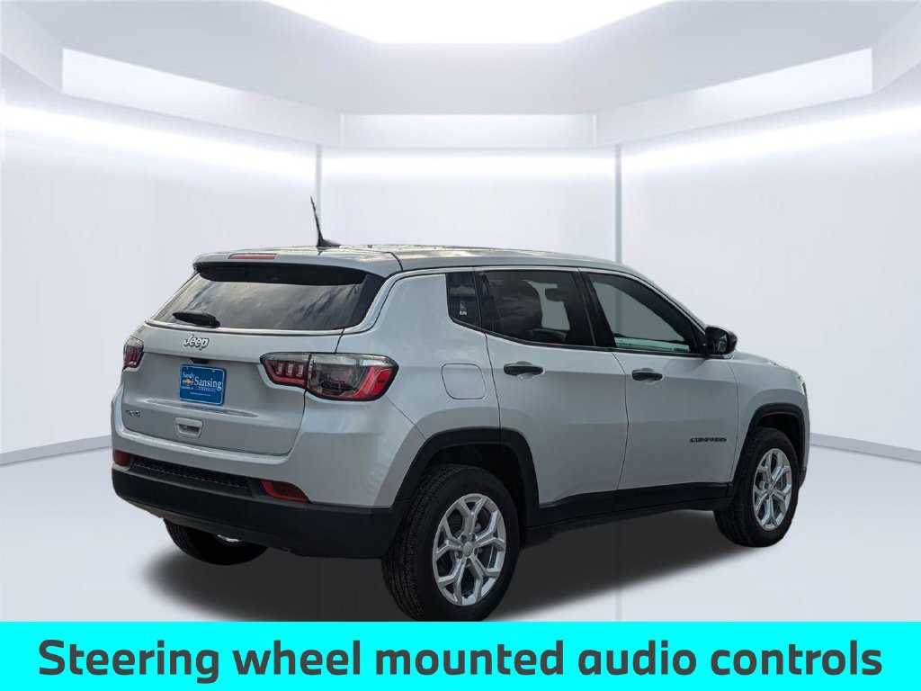 Used 2024 Jeep Compass Sport AWD/4WD image 6
