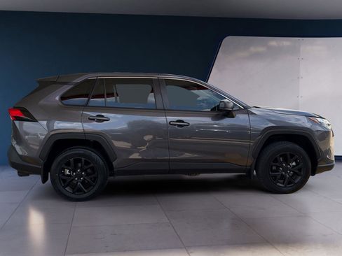 Used 2024 Toyota RAV4 LE FWD image 6