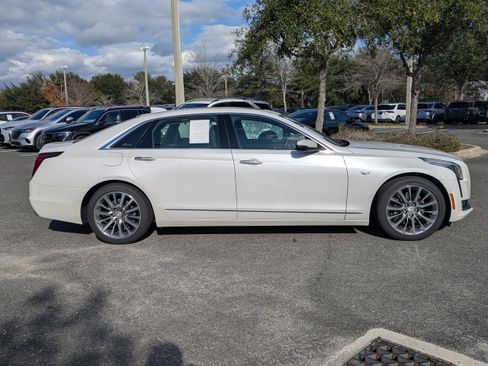 Used 2018 Cadillac CT6 Premium Luxury image 5
