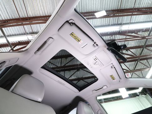 Used 2006 Lexus IS 350 image 48