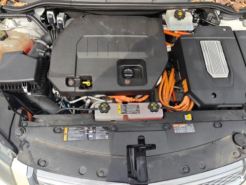 Used 2014 Chevrolet Volt Premium w/ Premium Trim Package image 18