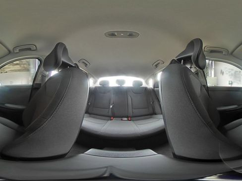 Used 2025 Kia K4 FWD image 36