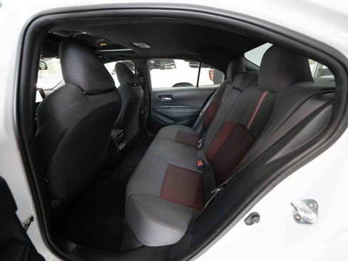 Used 2024 Toyota Corolla SE w/ SE Premium Package FWD image 23