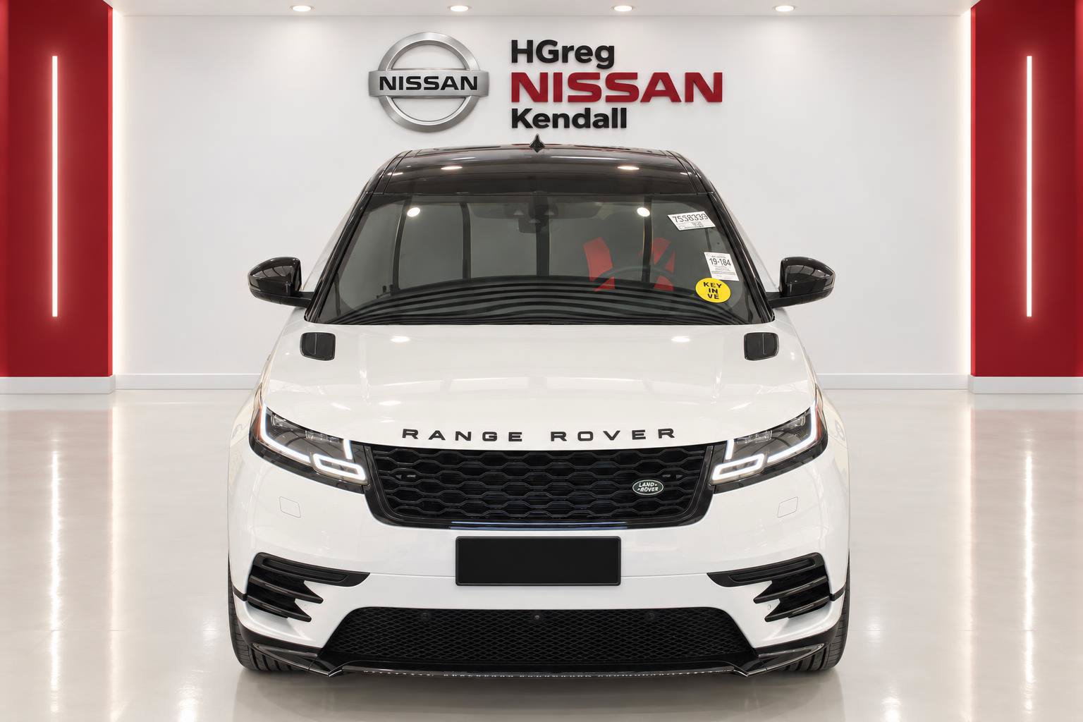 Used 2020 Land Rover Range Rover Velar R-Dynamic S AWD/4WD image 5