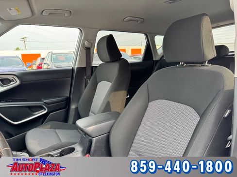Used 2021 Kia Soul X-Line FWD image 31