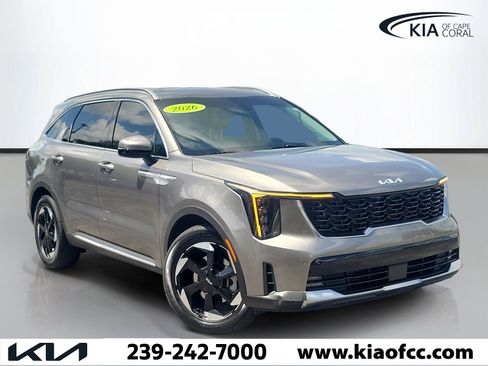 Certified 2026 Kia Sorento EX FWD image 1