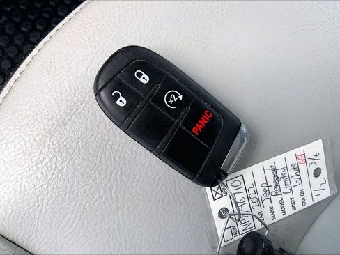 Used 2022 Jeep Renegade Limited image 15