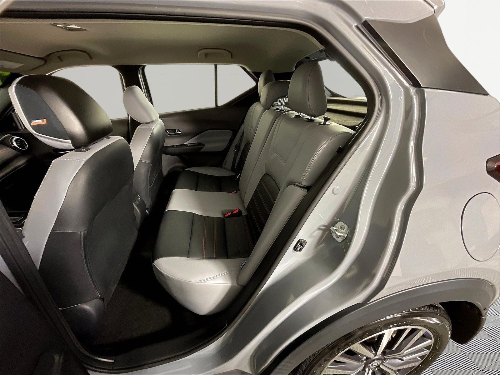 Used 2024 Nissan Kicks SR w/ SR Premium Package FWD image 22