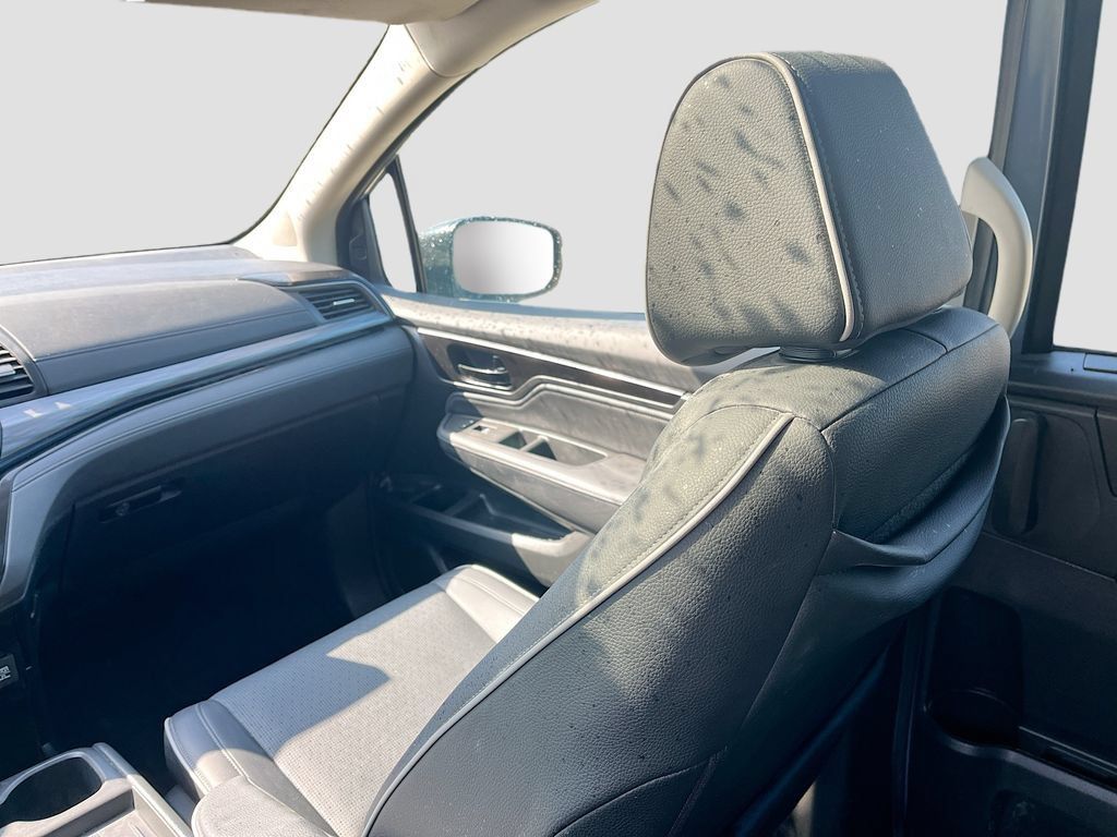 Used 2025 Honda Odyssey Elite image 23
