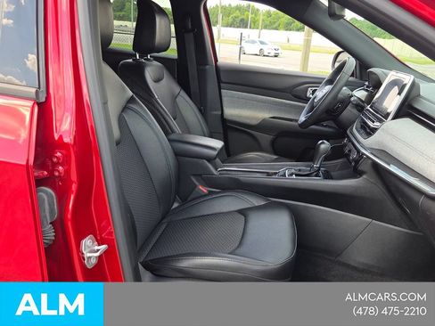 Used 2025 Jeep Compass Latitude AWD/4WD image 16