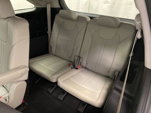 Used 2023 Kia Sorento SX Prestige image 20