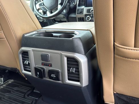 Certified 2022 Ford F350 Lariat AWD/4WD image 27