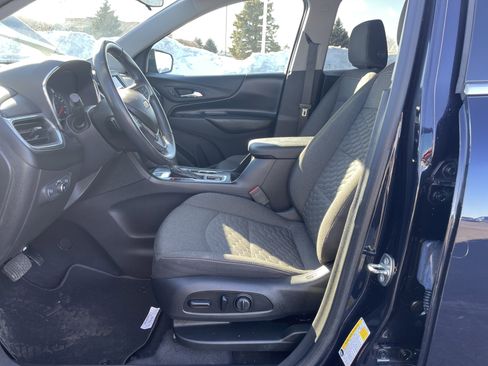 Used 2020 Chevrolet Equinox LT image 16