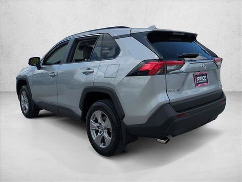 Certified 2025 Toyota RAV4 XLE FWD image 8