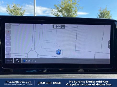 Used 2024 Hyundai Palisade Limited FWD image 7