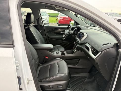 Used 2024 GMC Terrain SLT AWD/4WD image 42