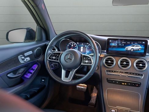 Used 2022 Mercedes-Benz GLC 300 4MATIC image 29