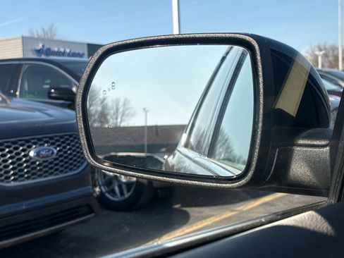 Used 2024 Ford Edge SEL w/ Convenience Package image 45