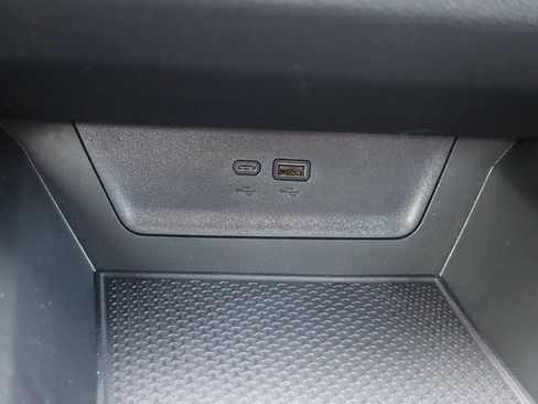 New 2026 Chevrolet Equinox LT w/ Convenience Package II image 13