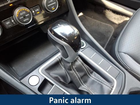 Used 2024 Volkswagen Jetta SE FWD image 10