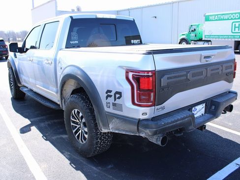 Used 2019 Ford F150 Raptor w/ Equipment Group 802A Luxury image 9