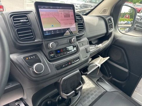 Used 2024 RAM ProMaster 3500 w/ Delivery Van Package image 24