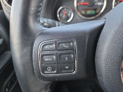 Used 2017 Jeep Wrangler Sport w/ Quick Order Package 24S AWD/4WD image 18