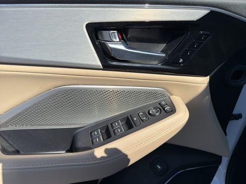 Used 2023 Acura MDX SH-AWD w/ Technology Package image 9