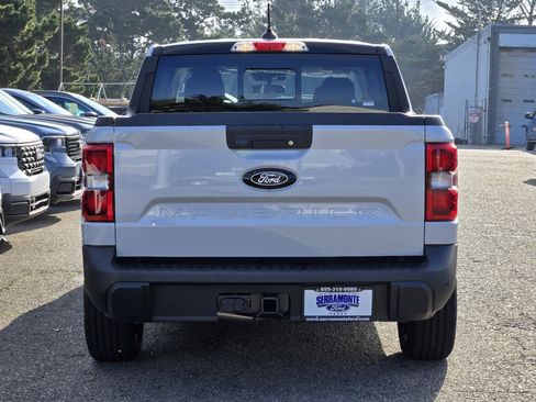 New 2025 Ford Maverick Lariat w/ Black Appearance Package image 5