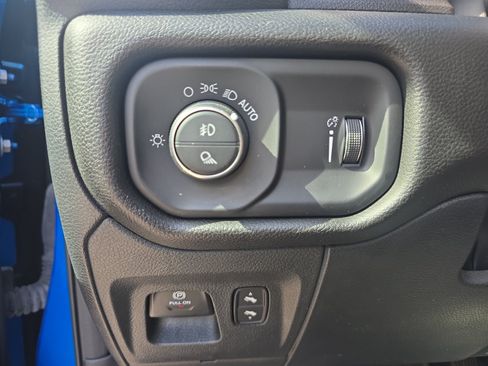 Used 2023 RAM 1500 Lone Star AWD/4WD image 27