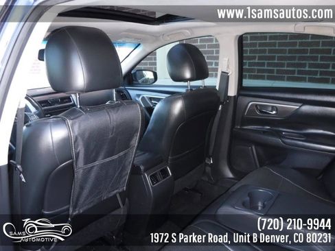 Used 2015 Nissan Altima 2.5 SL w/ Moonroof Package image 16