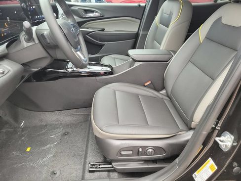 New 2026 Chevrolet Trax ACTIV w/ Driver Confidence Package FWD image 10