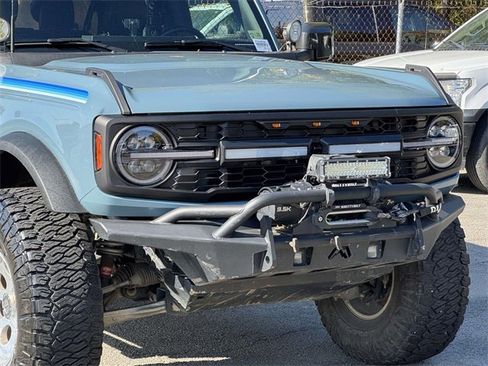 Used 2021 Ford Bronco Badlands image 4