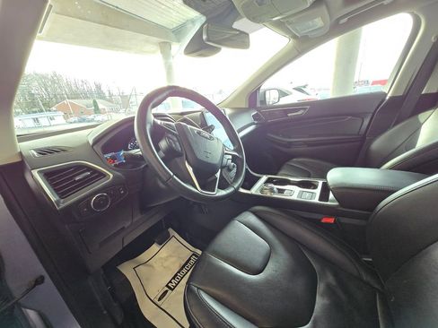 Used 2022 Ford Edge Titanium w/ Equipment Group 301A image 10