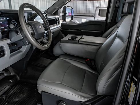 Used 2023 Ford F250 XL w/ XL Driver Assist Package AWD/4WD image 14
