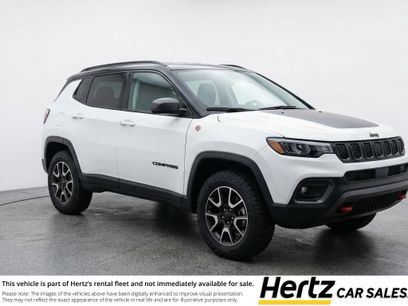 Used 2025 Jeep Compass Trailhawk
