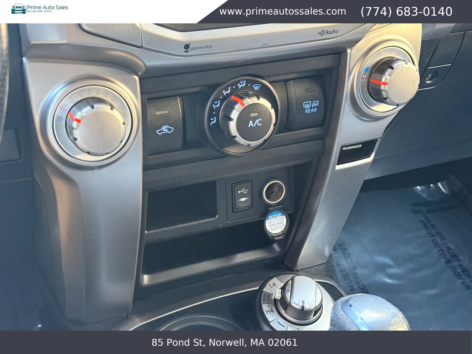 Used 2015 Toyota 4Runner SR5 AWD/4WD image 15